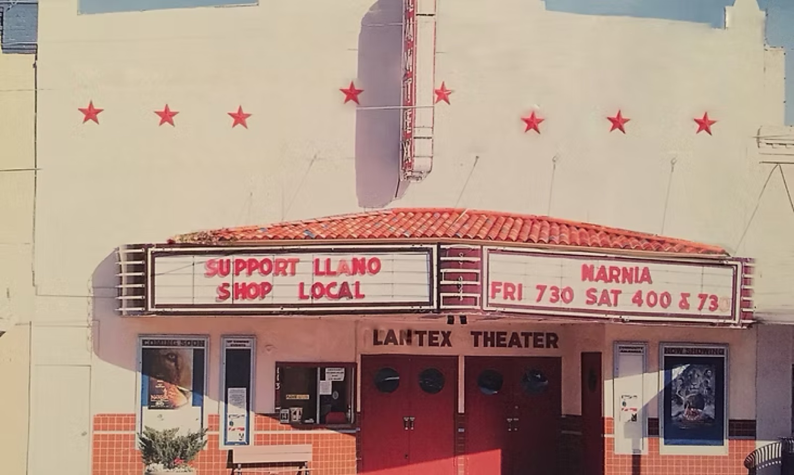A rendering of the LanTex with its 1927 parapet and red tile canopy restored